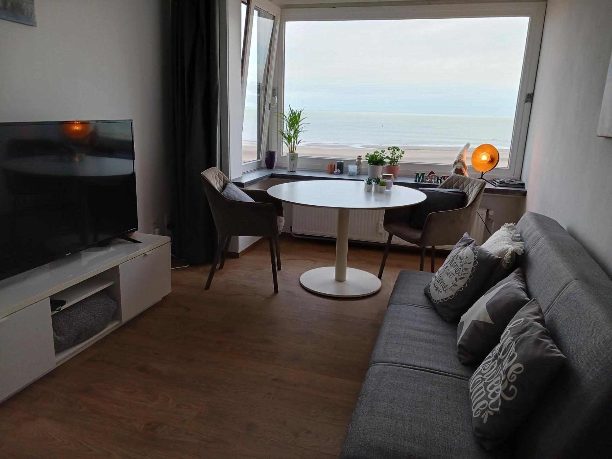 Studio Albert Met Prachtig Zeezicht Oostende Bagian luar foto